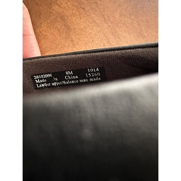 PFR Women's CLARKS Sz 8 Black leather Classic Square toe Low Wedge Loafers Shoe - Picture 7 of 7